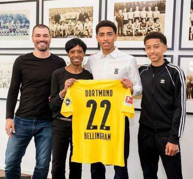 仅标志着他 仅标志着他